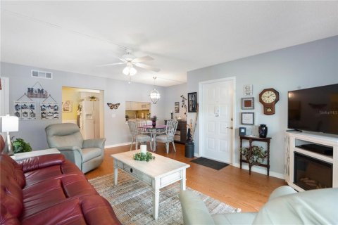 Condo in Hudson, Florida, 2 bedrooms № 2097609 - photo 7