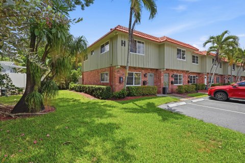 Adosado en venta en Wilton Manors, Florida, 2 dormitorios, 89.19 m2 № 2189778 - foto 30