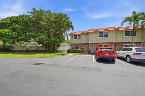 Adosado en venta en Wilton Manors, Florida, 2 dormitorios, 89.19 m2 № 2189778 - foto 26