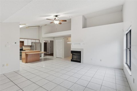Villa ou maison à vendre à Orlando, Floride: 4 chambres, 199.65 m2 № 2280578 - photo 5