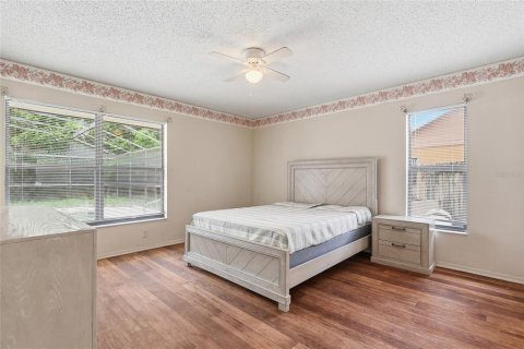 Villa ou maison à vendre à Orlando, Floride: 4 chambres, 199.65 m2 № 2280578 - photo 8