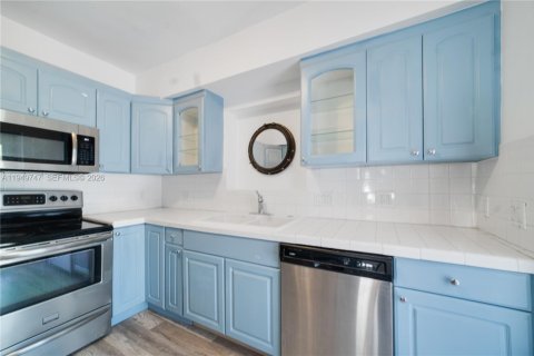 Immobilier commercial à vendre à Miami Beach, Floride: 400.04 m2 № 2005840 - photo 26