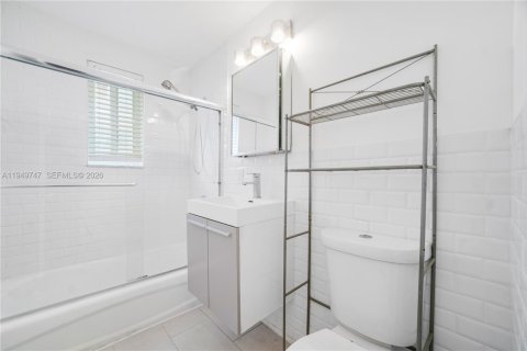 Immobilier commercial à vendre à Miami Beach, Floride: 400.04 m2 № 2005840 - photo 14