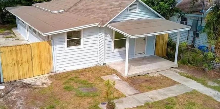 Casa en Tampa, Florida 3 dormitorios, 96.71 m2 № 1873020