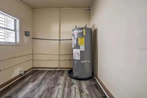 Casa en venta en Tampa, Florida, 3 dormitorios, 96.71 m2 № 1873020 - foto 13