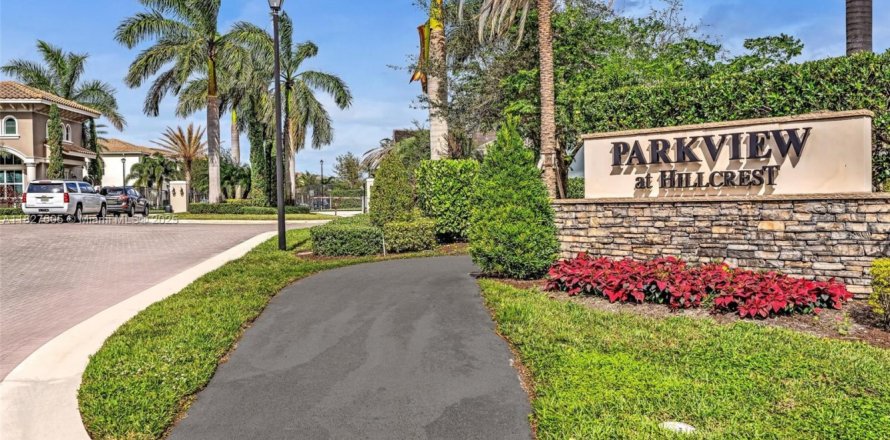 Adosado en Hollywood, Florida 3 dormitorios, 132.01 m2 № 1799453