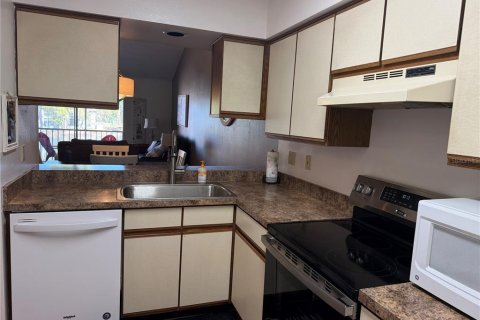 Condominio en venta en New Port Richey, Florida, 2 dormitorios, 86.86 m2 № 2097730 - foto 7