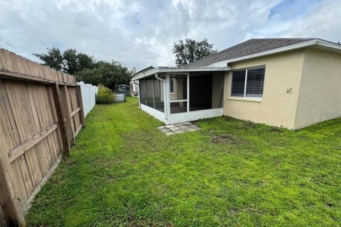 Casa en alquiler en Brandon, Florida, 4 dormitorios, 136.01 m2 № 1908614 - foto 22