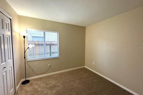Casa en alquiler en Brandon, Florida, 4 dormitorios, 136.01 m2 № 1908614 - foto 14