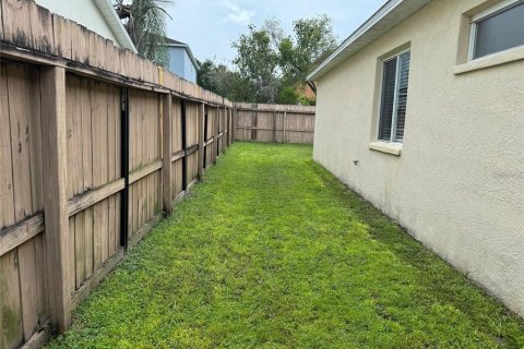 Casa en alquiler en Brandon, Florida, 4 dormitorios, 136.01 m2 № 1908614 - foto 21