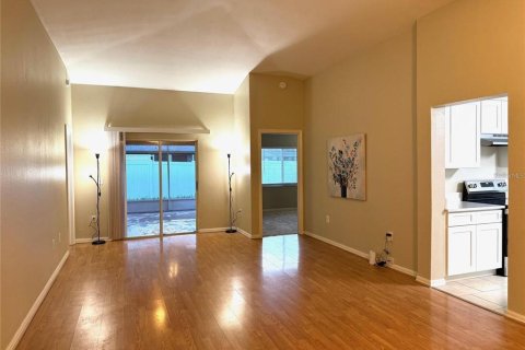 Casa en alquiler en Brandon, Florida, 4 dormitorios, 136.01 m2 № 1908614 - foto 10