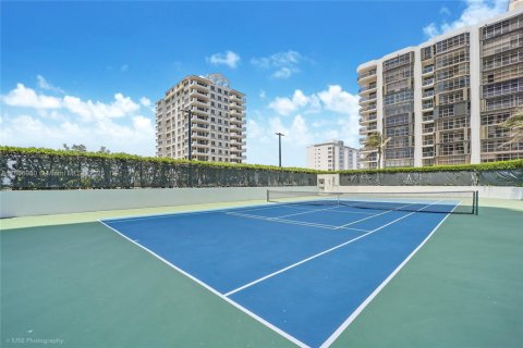Снять в аренду кондоминиум в Майами-Бич, Флорида 1 спальня, 75.07м2, № 1998179 - фото 2