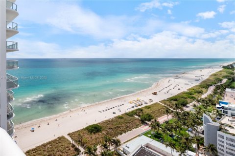 Снять в аренду кондоминиум в Майами-Бич, Флорида 1 спальня, 75.07м2, № 1998179 - фото 20