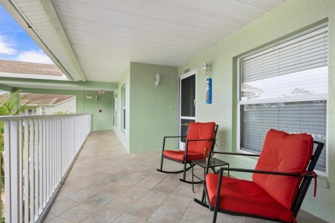 Condo in Sarasota, Florida, 2 bedrooms  № 2097142 - photo 3