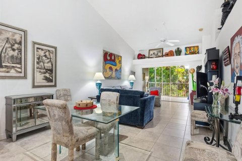 Condo in Sarasota, Florida, 2 bedrooms  № 2097142 - photo 12