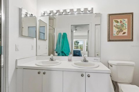 Condo in Sarasota, Florida, 2 bedrooms  № 2097142 - photo 20