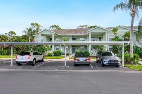Condo in Sarasota, Florida, 2 bedrooms  № 2097142 - photo 2