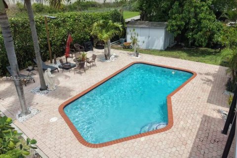 Casa en venta en Plantation, Florida, 3 dormitorios, 130.81 m2 № 2066052 - foto 25