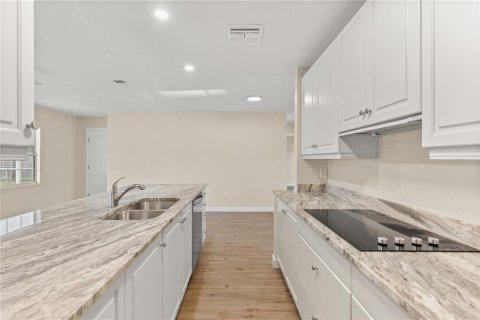 Casa en venta en Port Charlotte, Florida, 3 dormitorios, 120.59 m2 № 1609222 - foto 7