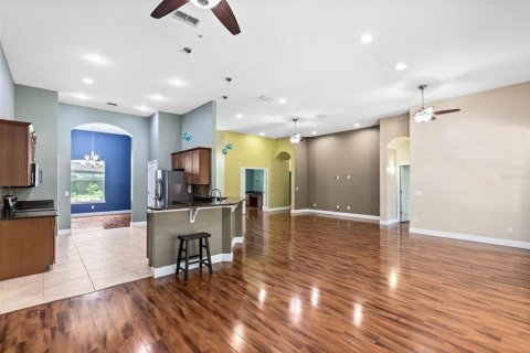 Снять в аренду виллу или дом в Овьедо, Флорида 3 комнаты, 278.8м2, № 1905601 - фото 7