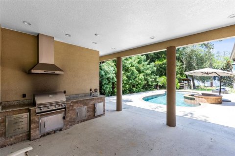 Снять в аренду виллу или дом в Овьедо, Флорида 3 комнаты, 278.8м2, № 1905601 - фото 26