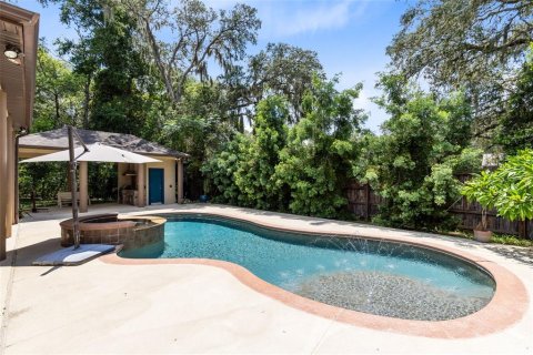 Снять в аренду виллу или дом в Овьедо, Флорида 3 комнаты, 278.8м2, № 1905601 - фото 9