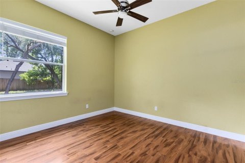 Снять в аренду виллу или дом в Овьедо, Флорида 3 комнаты, 278.8м2, № 1905601 - фото 17