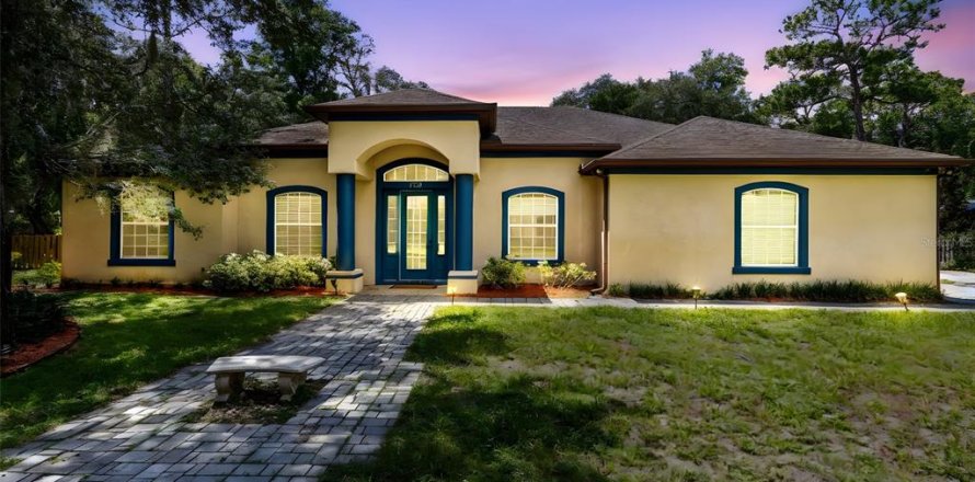 Casa en Oviedo, Florida 5 dormitorios, 278.8 m2 № 1905601