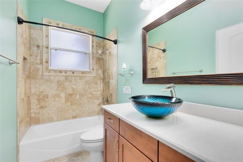 Снять в аренду виллу или дом в Овьедо, Флорида 3 комнаты, 278.8м2, № 1905601 - фото 19