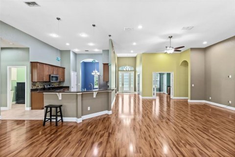 Снять в аренду виллу или дом в Овьедо, Флорида 3 комнаты, 278.8м2, № 1905601 - фото 8