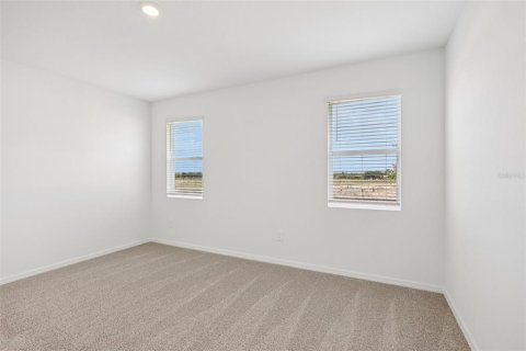 House in Winter Haven, Florida 5 bedrooms, 231.33 sq.m. № 2231035 - photo 28
