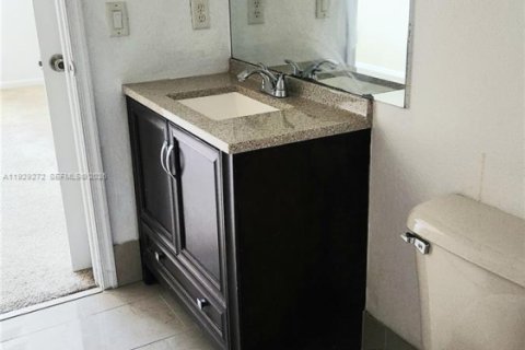 Adosado en alquiler en Homestead, Florida, 3 dormitorios № 1998166 - foto 22