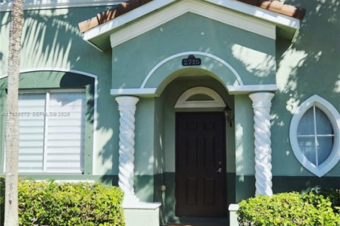 Adosado en Homestead, Florida 3 dormitorios № 1998166