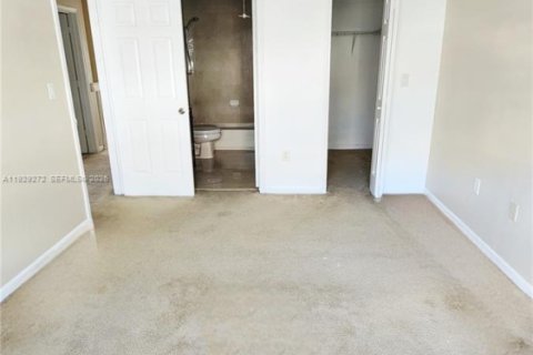 Adosado en alquiler en Homestead, Florida, 3 dormitorios № 1998166 - foto 23