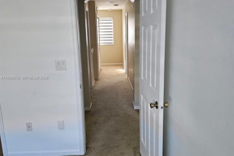 Adosado en alquiler en Homestead, Florida, 3 dormitorios № 1998166 - foto 27