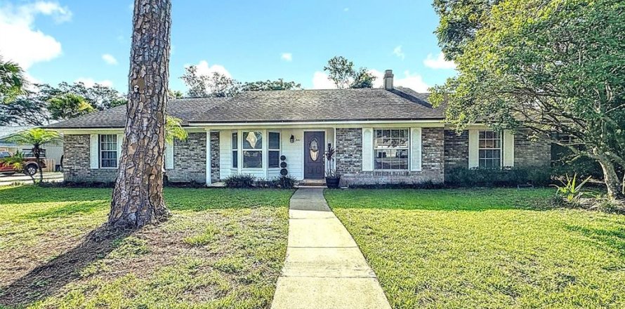 Villa ou maison à Longwood, Floride 4 chambres, 205.78 m2 № 1854633