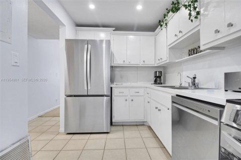 Copropriété à vendre à Boca Raton, Floride: 2 chambres, 98.1 m2 № 2010739 - photo 4