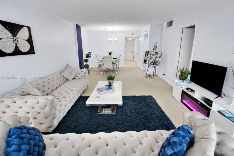 Copropriété à vendre à Boca Raton, Floride: 2 chambres, 98.1 m2 № 2010739 - photo 13