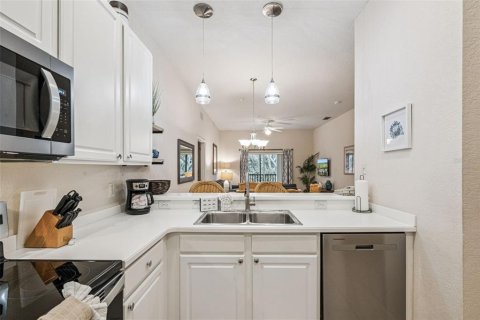Condo in Davenport, Florida, 3 bedrooms  № 2123374 - photo 11