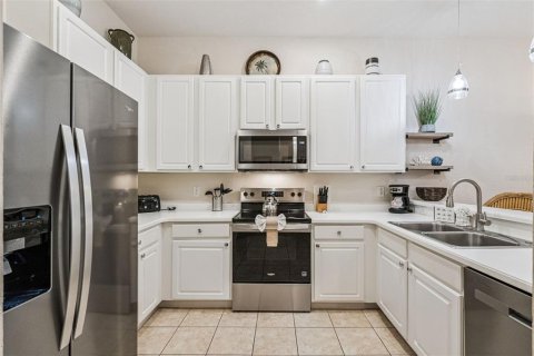 Condo in Davenport, Florida, 3 bedrooms  № 2123374 - photo 10