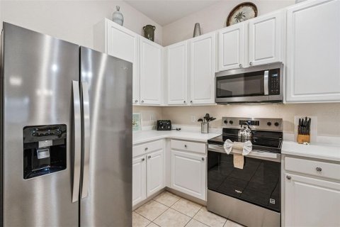 Condo in Davenport, Florida, 3 bedrooms  № 2123374 - photo 13
