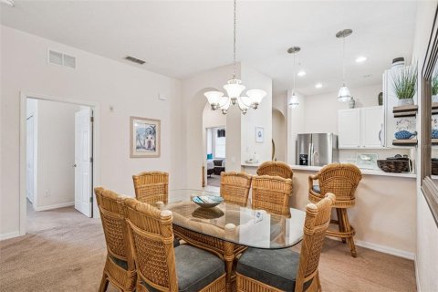 Condo in Davenport, Florida, 3 bedrooms  № 2123374 - photo 9