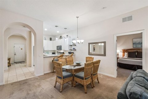 Condo in Davenport, Florida, 3 bedrooms  № 2123374 - photo 8