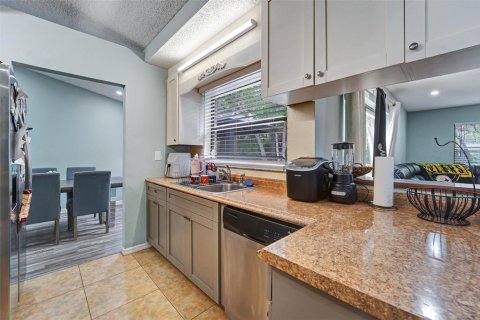 Casa en venta en Spring Hill, Florida, 3 dormitorios, 168.52 m2 № 2135102 - foto 5