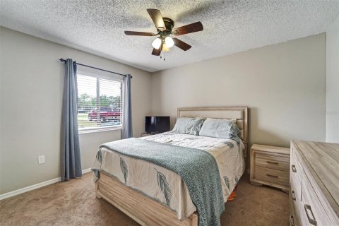 Casa en venta en Spring Hill, Florida, 3 dormitorios, 168.52 m2 № 2135102 - foto 9