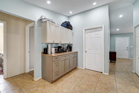 Casa en venta en Spring Hill, Florida, 3 dormitorios, 168.52 m2 № 2135102 - foto 15
