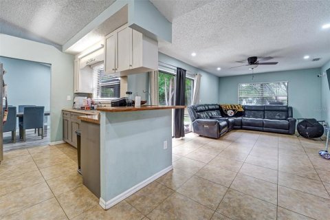 Casa en venta en Spring Hill, Florida, 3 dormitorios, 168.52 m2 № 2135102 - foto 7