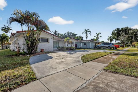 Casa en venta en Hollywood, Florida, 3 dormitorios, 147.25 m2 № 1974319 - foto 4