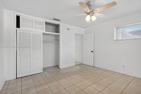 Casa en venta en Hollywood, Florida, 3 dormitorios, 147.25 m2 № 1974319 - foto 30