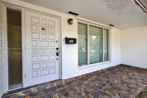 Casa en venta en Hollywood, Florida, 3 dormitorios, 147.25 m2 № 1974319 - foto 6
